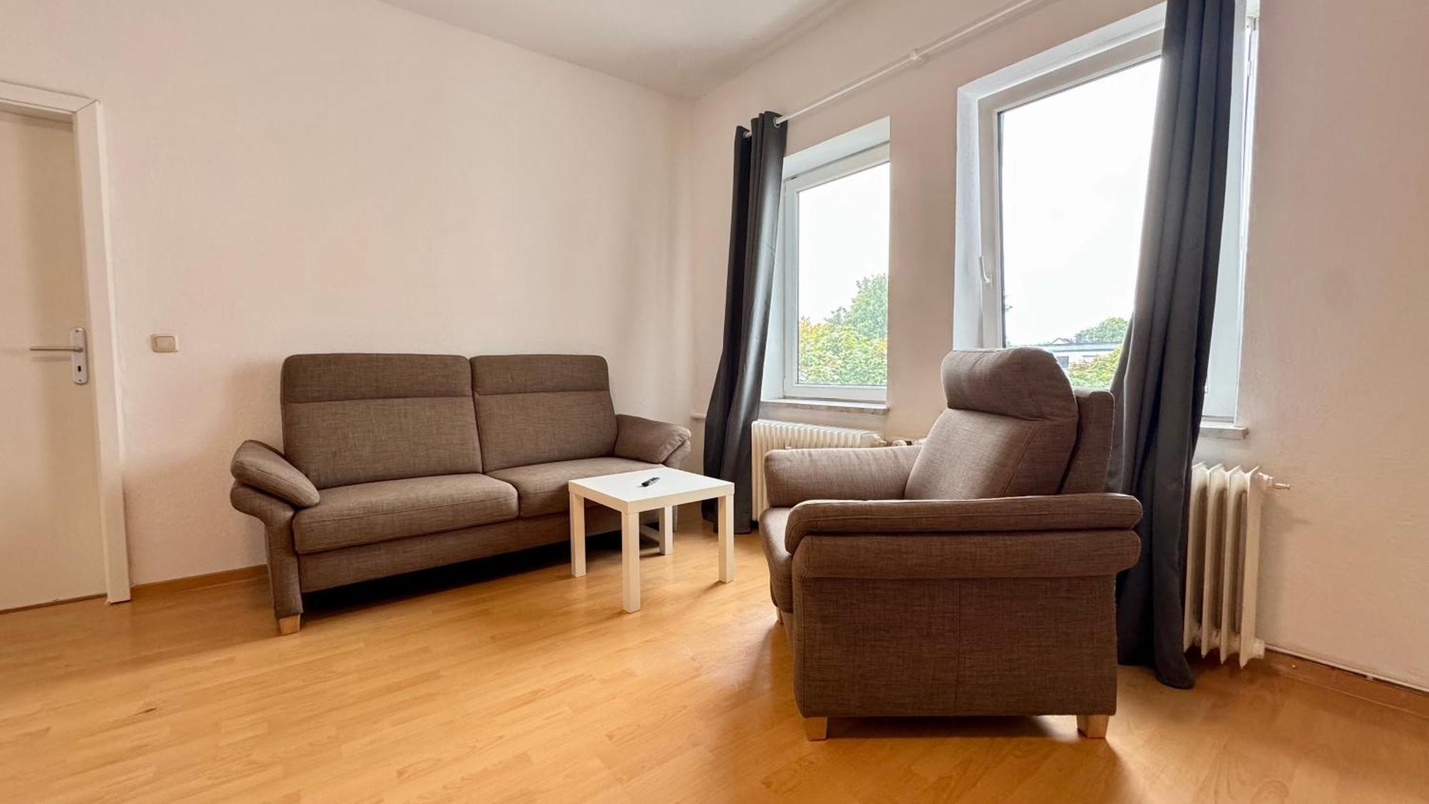 Apartments Im Herzen Von Neumuenster Innenstadt & Hbf Fusslaeufig, Mit Privatparkplatz Exterior foto
