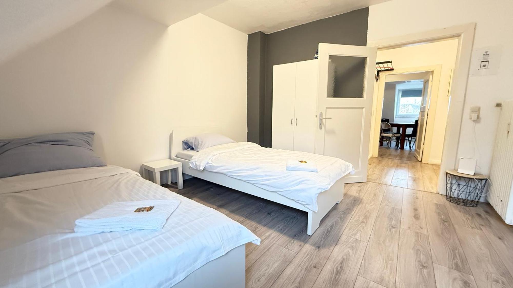 Apartments Im Herzen Von Neumuenster Innenstadt & Hbf Fusslaeufig, Mit Privatparkplatz Exterior foto