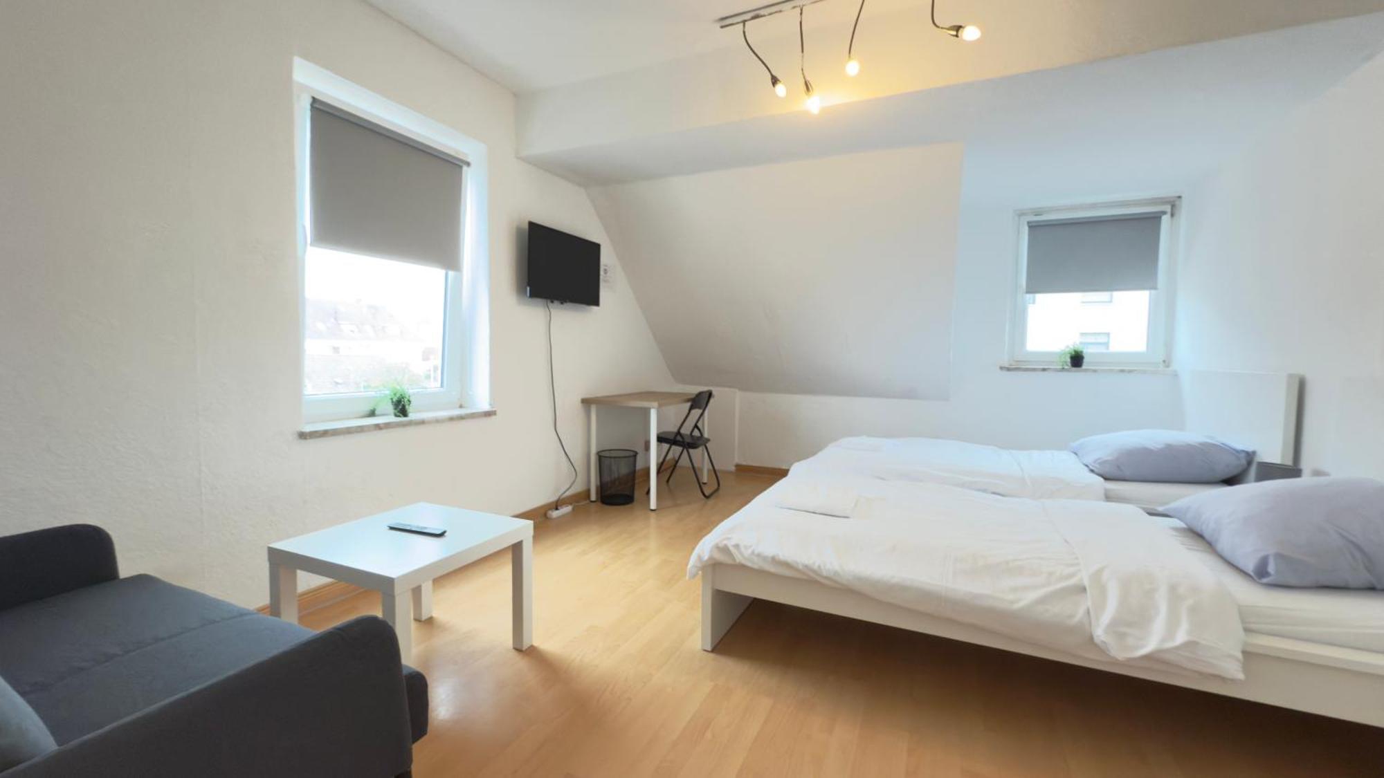 Apartments Im Herzen Von Neumuenster Innenstadt & Hbf Fusslaeufig, Mit Privatparkplatz Exterior foto